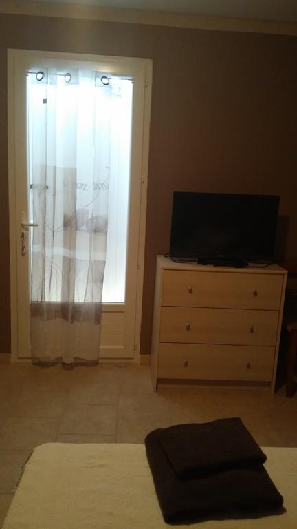 Chambres D'Hotes Les Maisses Mison Rom bilde